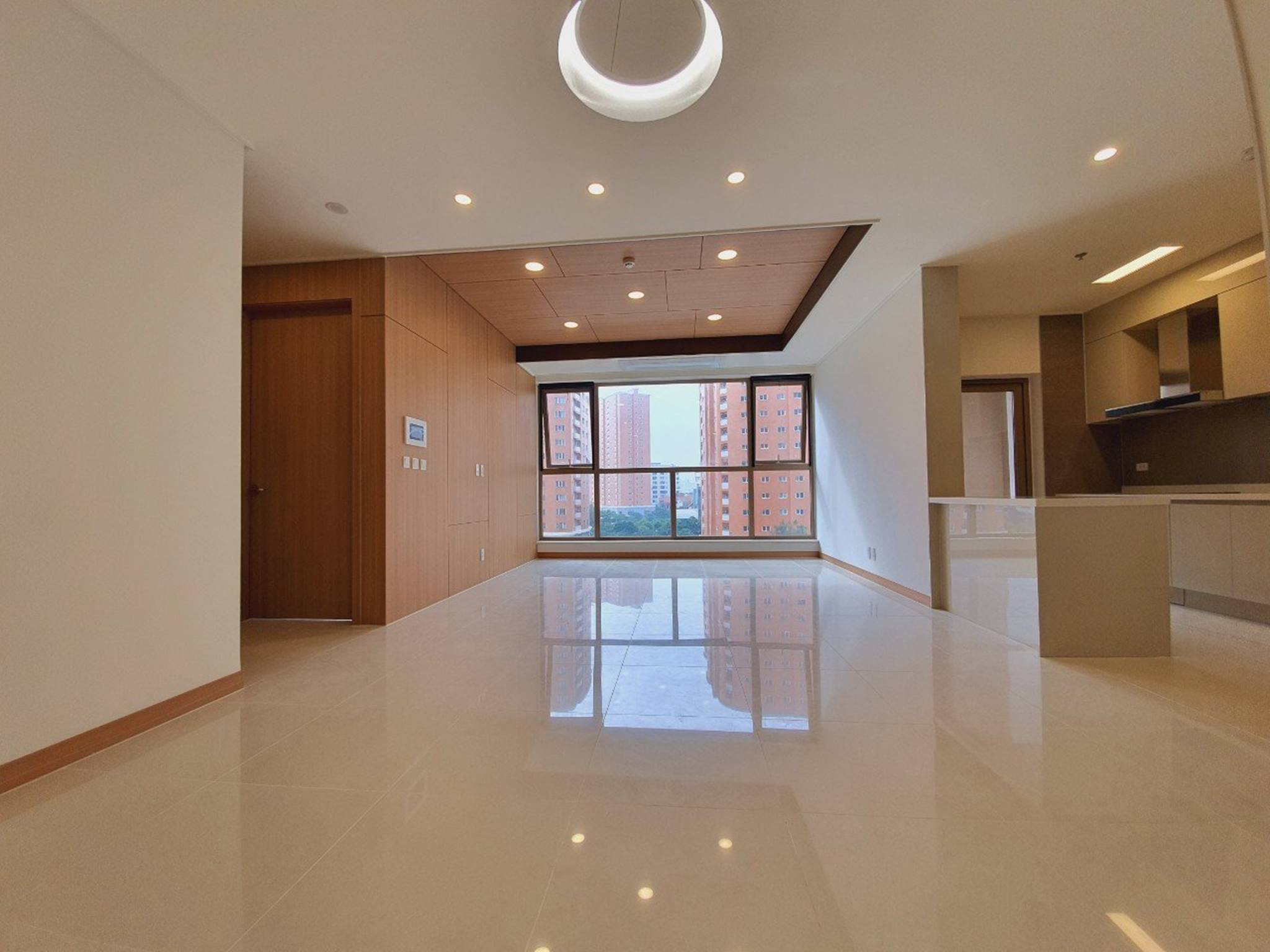 Unfurnished 2 bedroom apartment for rent in 903B Building, Starlake Hanoi