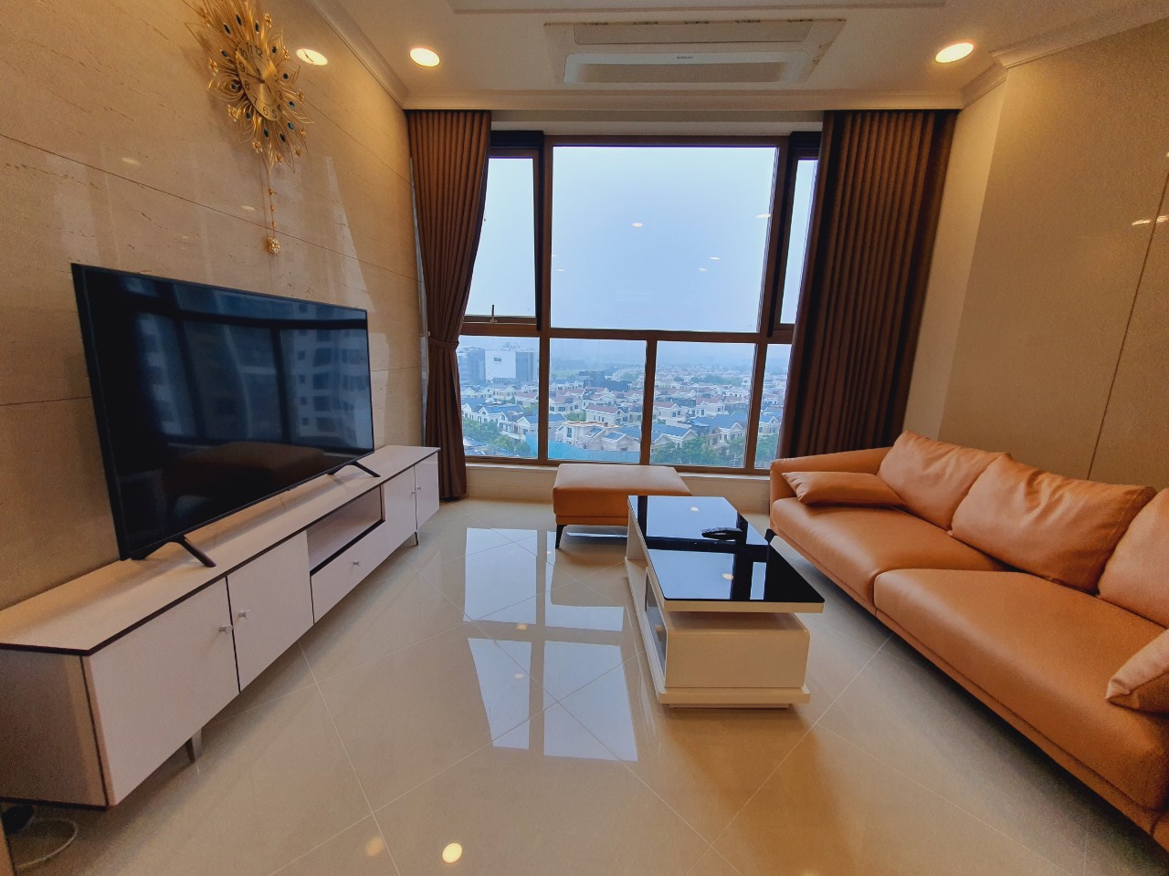 Newly furnished 3 bedroom apartment for rent in Starlake urban area
